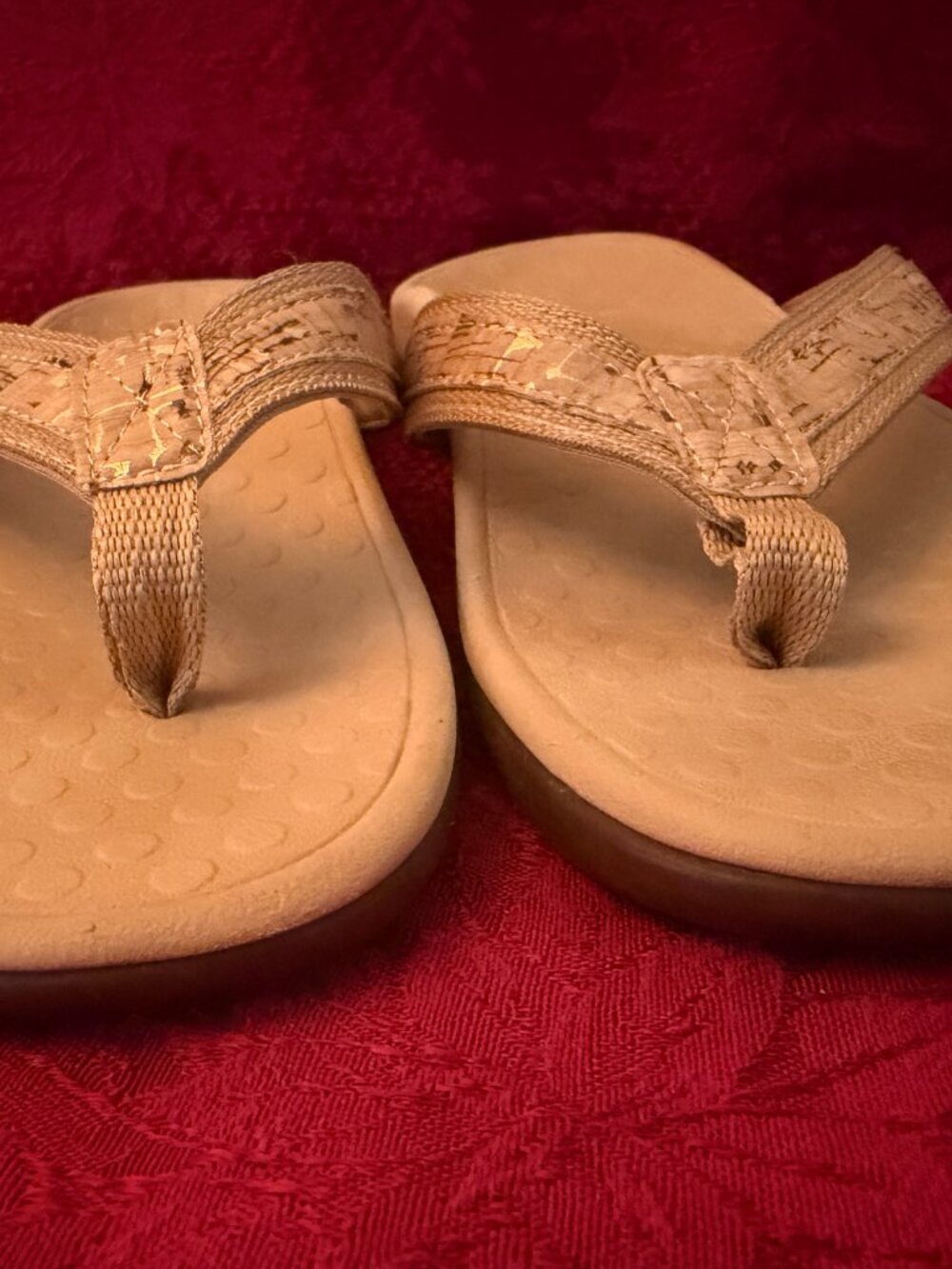 Vionic Tide II Orthotic Toe-Post Sandal Gold Cork Sz 8 - Picture 3 of 13